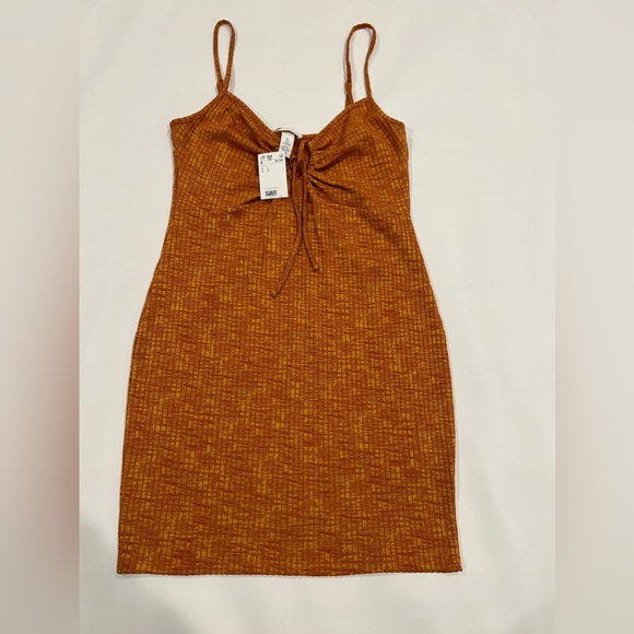 H&M Dress - Picture 4 of 6